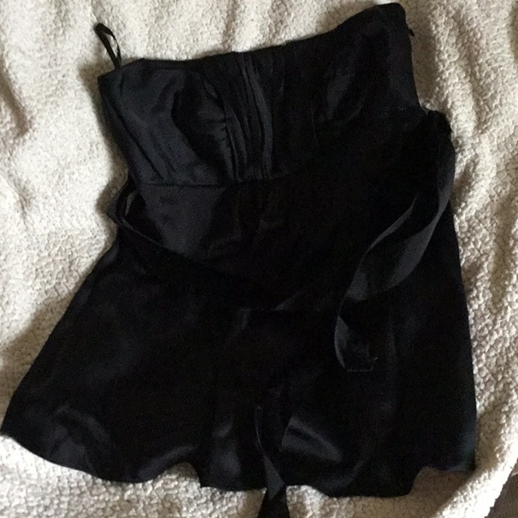 Top - Picture 2 of 4